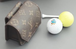 Golf ball pouches